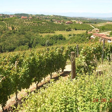 Tenuta Calabiana Diano dʼAlba Zewnętrze zdjęcie
